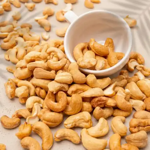 Premium Roasted Cashews (1KG)